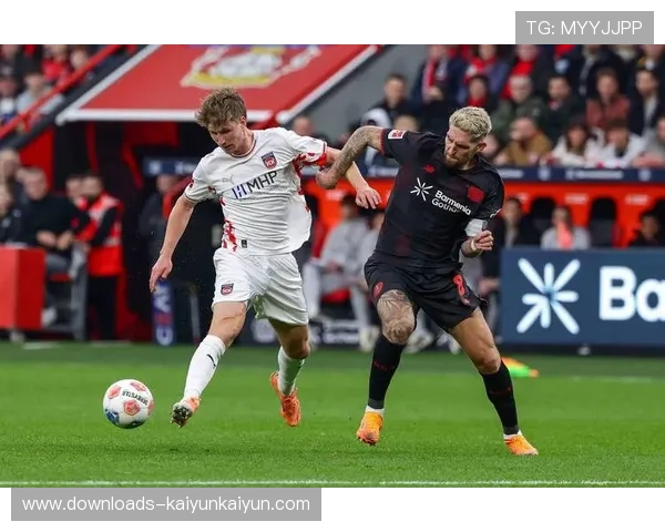 科隆迎战勒沃库森，莱茵河德比火药味浓